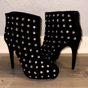 NWT Wanda Black Suede Rhinestone Booties